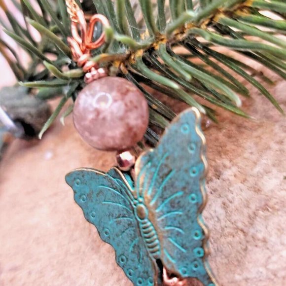 Unique Nature Plum Blossom Rutilated Bead With Bass Butterfly Pendant Necklace - Picture 3 of 10